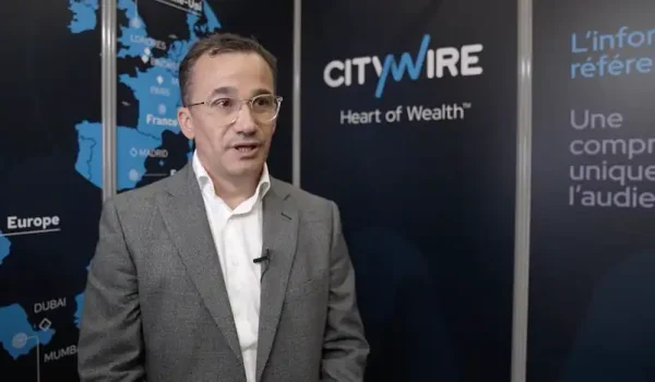 Guillaume Hilaire présente les nouveautés Magellim sur le stand citywire